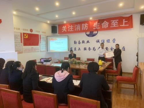 证书2 证书2