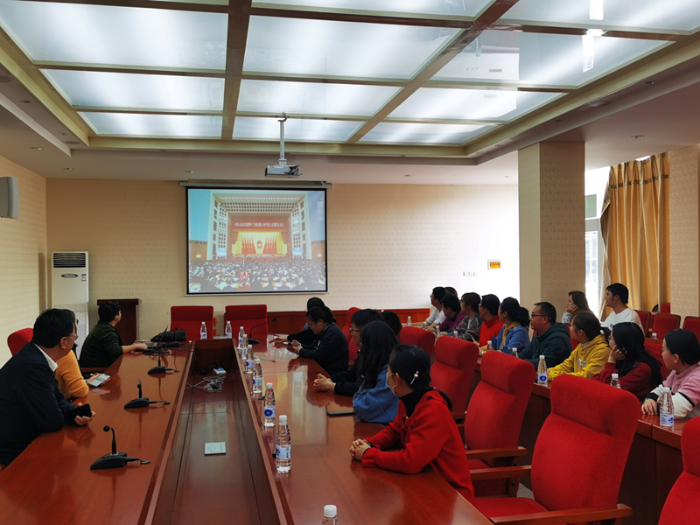 学两会1