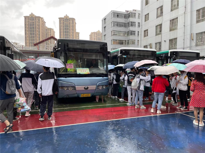 送考1